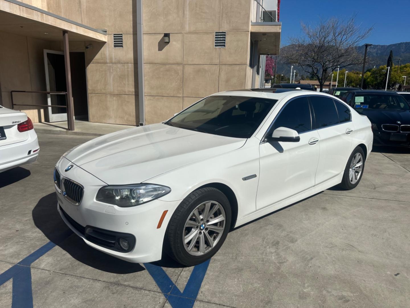 2016 White /Black BMW 5-Series Leather (WBA5A5C54GG) with an 4 Cylinder engine, Automatic transmission, located at 30 S. Berkeley Avenue, Pasadena, CA, 91107, (626) 248-7567, 34.145447, -118.109398 - Low Miles!! Monn-roof! Navigation! This 2016 BMW 5-Series 528i looks and drives well. It comes equipped with power seats, a moon roof, power seats, navigation, and much more. Contact us today. Looking for a stylish and reliable ride? Look no further than our impressive selection of used vehicles, - Photo#6